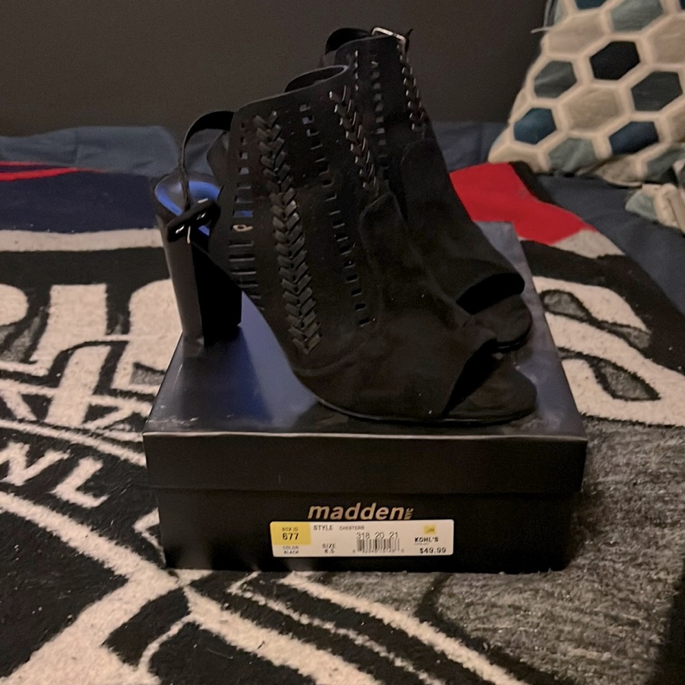 Madden Open toe heel